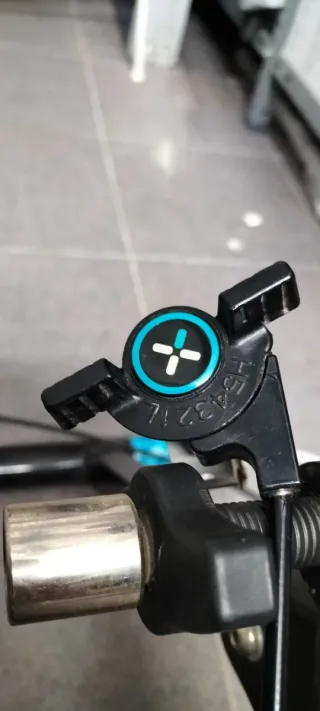 Rodillo y rueda para bicicleta