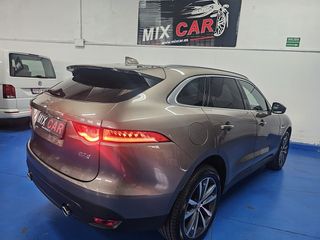 Jaguar F-Pace 2018