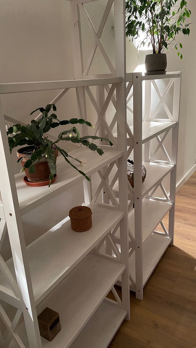 Estantería Blanca JYSK, 2 unidades.