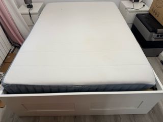 Cama con cajones blanca y somier