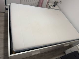 Cama con cajones blanca y somier