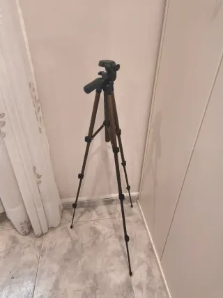 Trípode para cámara Hama