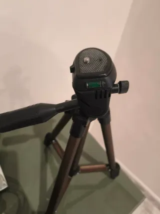 Trípode para cámara Hama