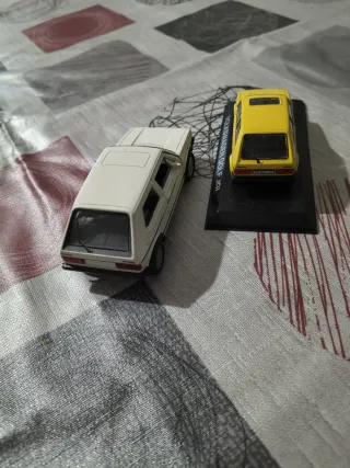 2 Coches de colección Volkswagen Golf