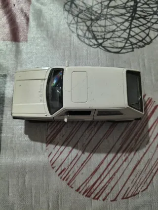 2 Coches de colección Volkswagen Golf