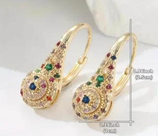 Pendientes dorados con piedras multicolor