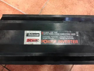 Inversor Corriente 12V a 220V 2500W