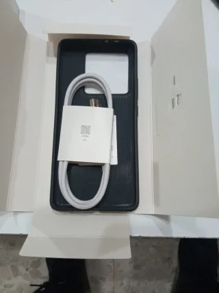Xiaomi 14t pro plateado