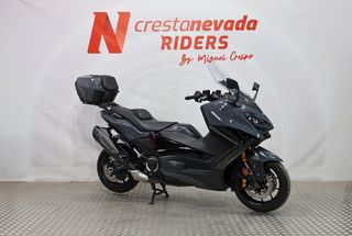 Yamaha TMAX 560 Tech Max