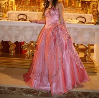 Vestido de quinceañera rosa