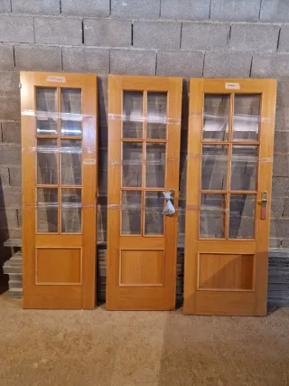 Puertas de madera con cristal