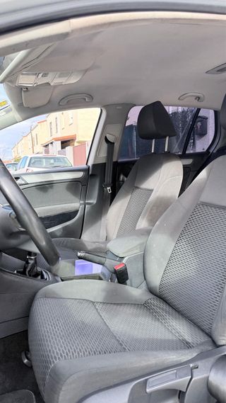 Volkswagen Golf 2.0 - 2009