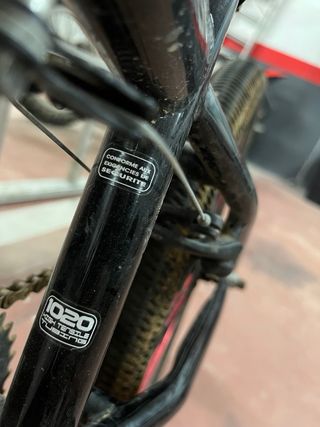Bici BMX Monty Negra