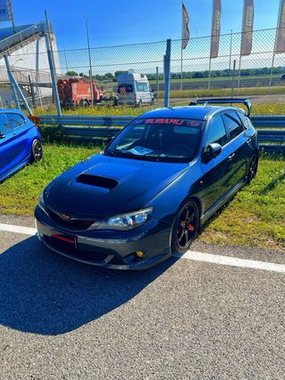 Subaru Impreza Hatchback 2.0R