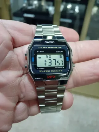 CASIO VINTAGE PLATEADO
