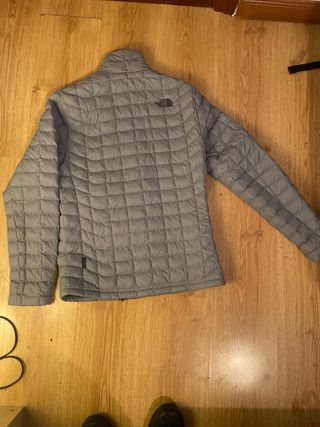 The North Face Thermoball plumífero hombre gris