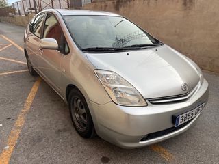 Toyota Prius 2005