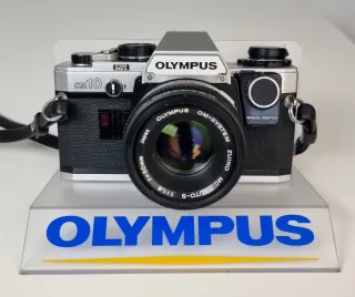 OLYMPUS OM10 Cámara analógica con MANUAL ADAPTER