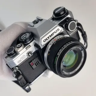 OLYMPUS OM10 Cámara analógica con MANUAL ADAPTER