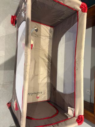 Cuna de viaje Olmitos con ruedas