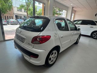 ¡¡80.000KM!! Peugeot 206 2011