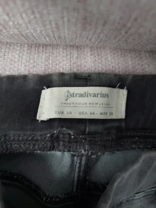 Lote 3 Pantalones y 1 Falda Stradivarius T.38