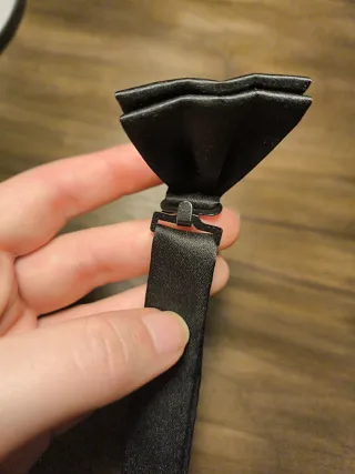 Pajarita Negra de Satén