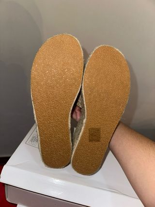 Sandalias de esparto beige