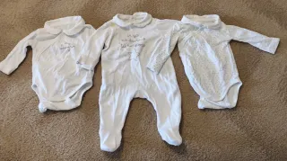 Pack Ropa Bebé 0-1 Mes: Bodis y Pijama