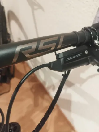 Envio. Trek Top Fuel 9.8 EXE Axs carbono