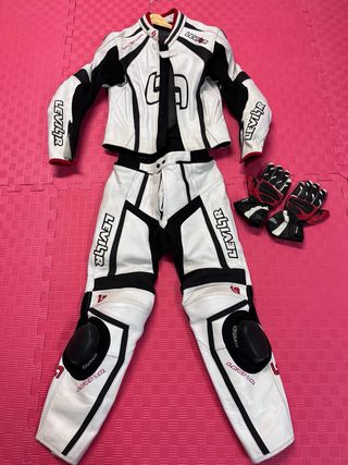 Mono de moto cuero Levion