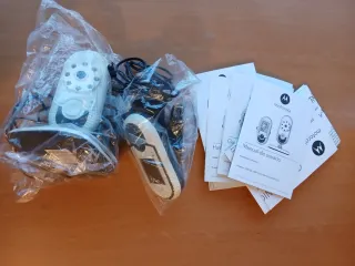 Vigilabebés Motorola MBP421