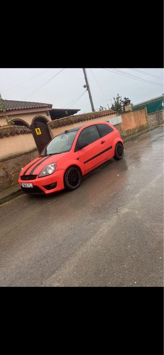Ford Fiesta VENTA O CAMBIO