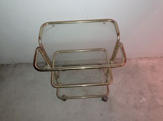 Mesita auxiliar metal y cristal