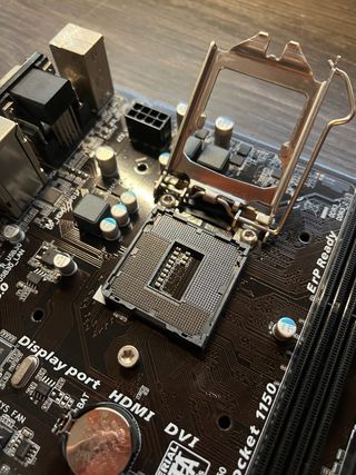 Pack: Gigabyte GA-H81M-HD3 + Intel Core i5-4460