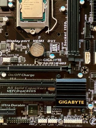 Pack: Gigabyte GA-H81M-HD3 + Intel Core i5-4460
