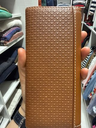 Monedero Carolina Herrera Marrón