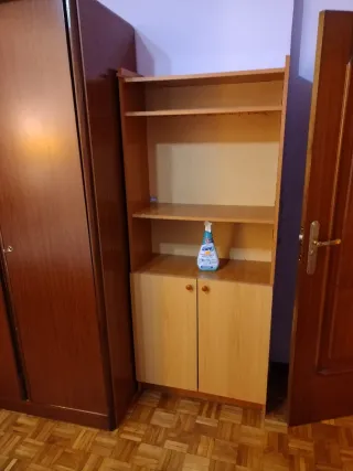 Bonita habitación con llave de cierre,exterior.