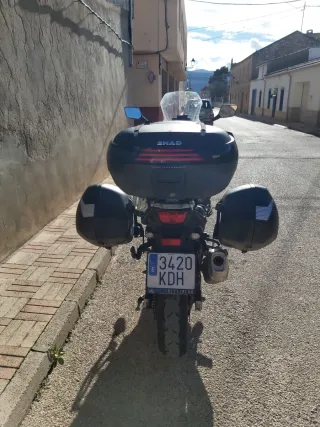 Suzuki V-Strom Adventure Moto Negra/Plata