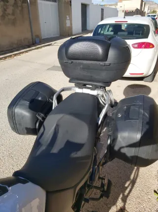 Suzuki V-Strom Adventure Moto Negra/Plata