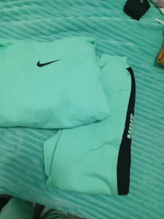 Conjunto deportivo Nike mujer