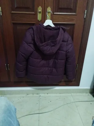 Abrigo infantil burdeos marca Rebel