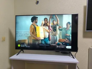 Samsung Smart TV 4K 43 (LEER)