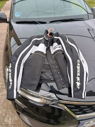 Chaqueta Moto Alpinestars Mujer Negra y Blanca