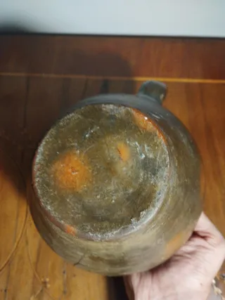 Puchero antiguo de cerámica