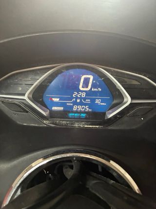 Scooter Honda PCX 125cc Roja