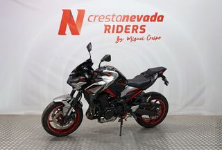 Kawasaki Z 900 Full