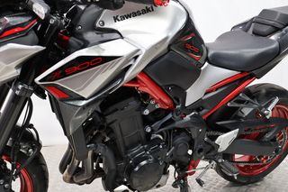 Kawasaki Z 900 Full