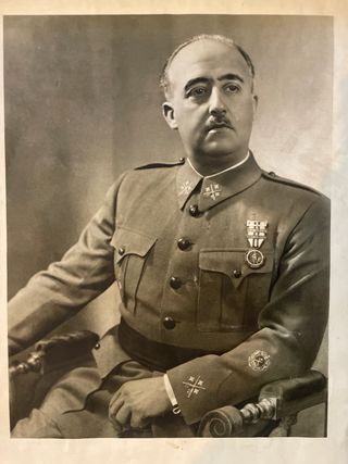 Retrato Oficial Franco 1948