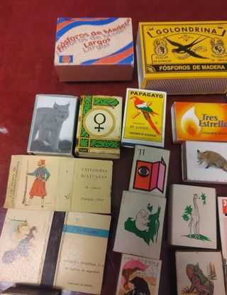 Lotto di 34 scatole di fiammiferi DIVERSE. TUTTO 5€